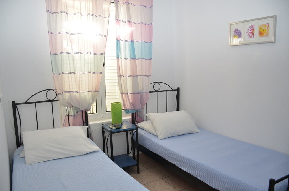 Hermes Rooms Tinos Екстер'єр фото